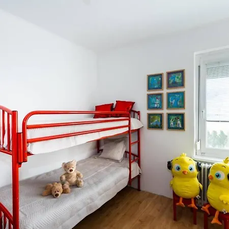 Schoenes Mit Garten Holiday home *