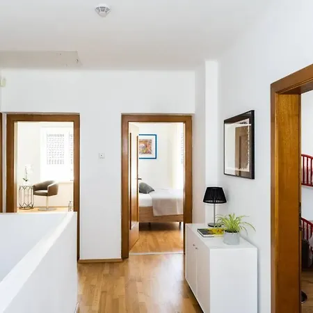 Schoenes Mit Garten * Portschach am Woerthersee