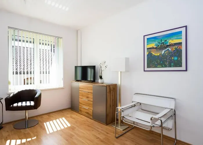 Ferienhaus Schönes Mit Garten *